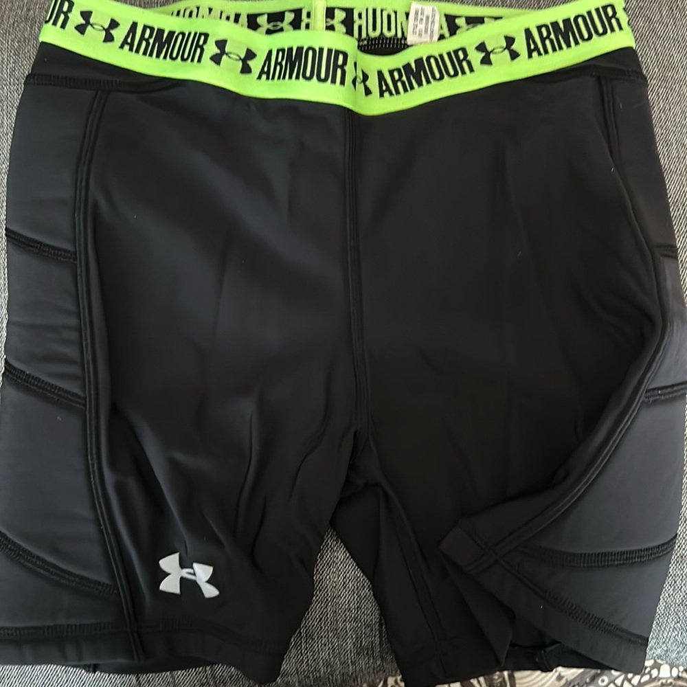 Under armour sliding padded shorts size L